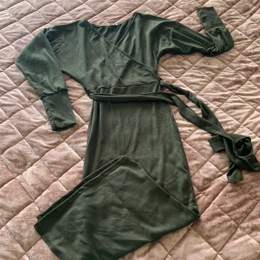 Hunter green dress 💚